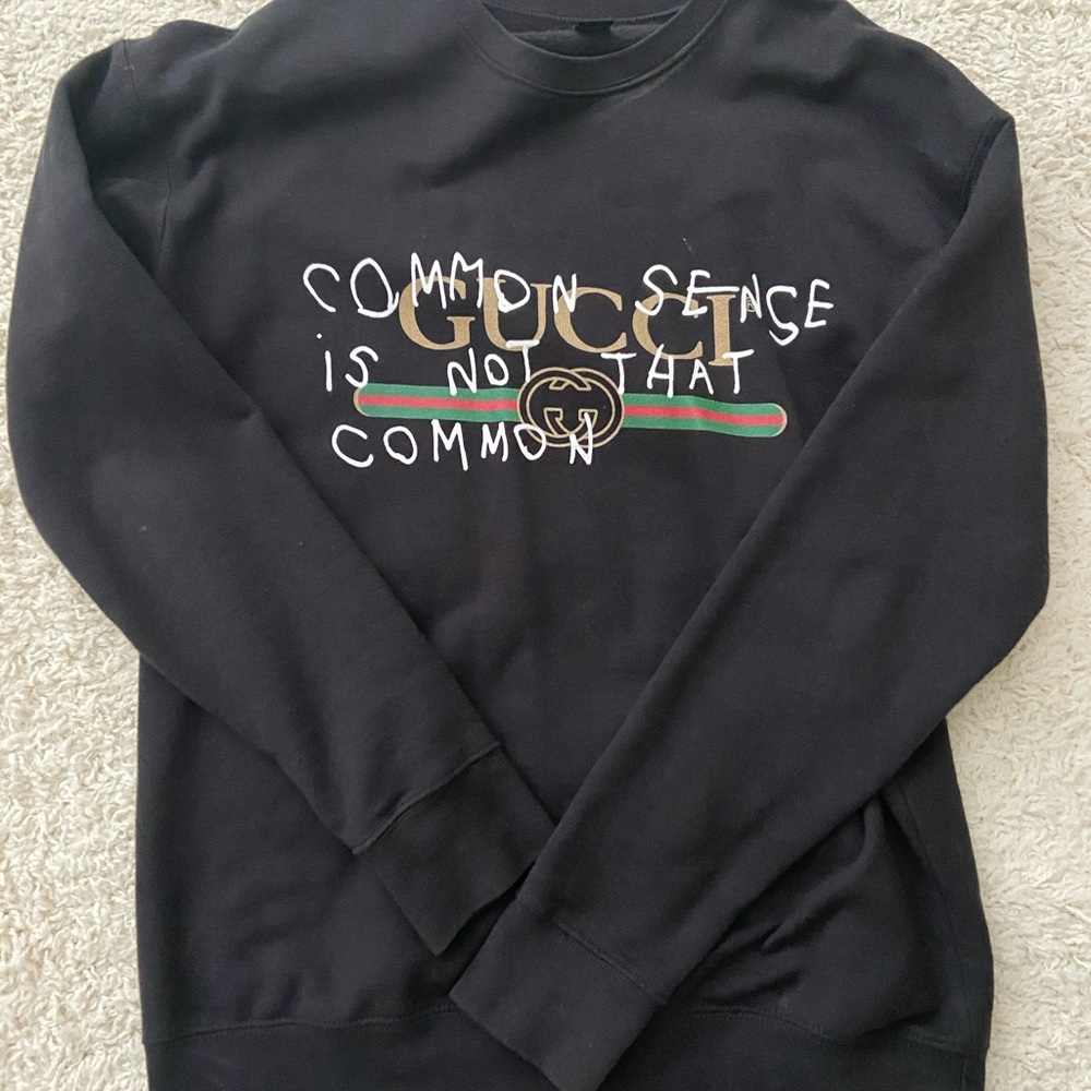 Black Gucci crew neck ( This is not authentic)